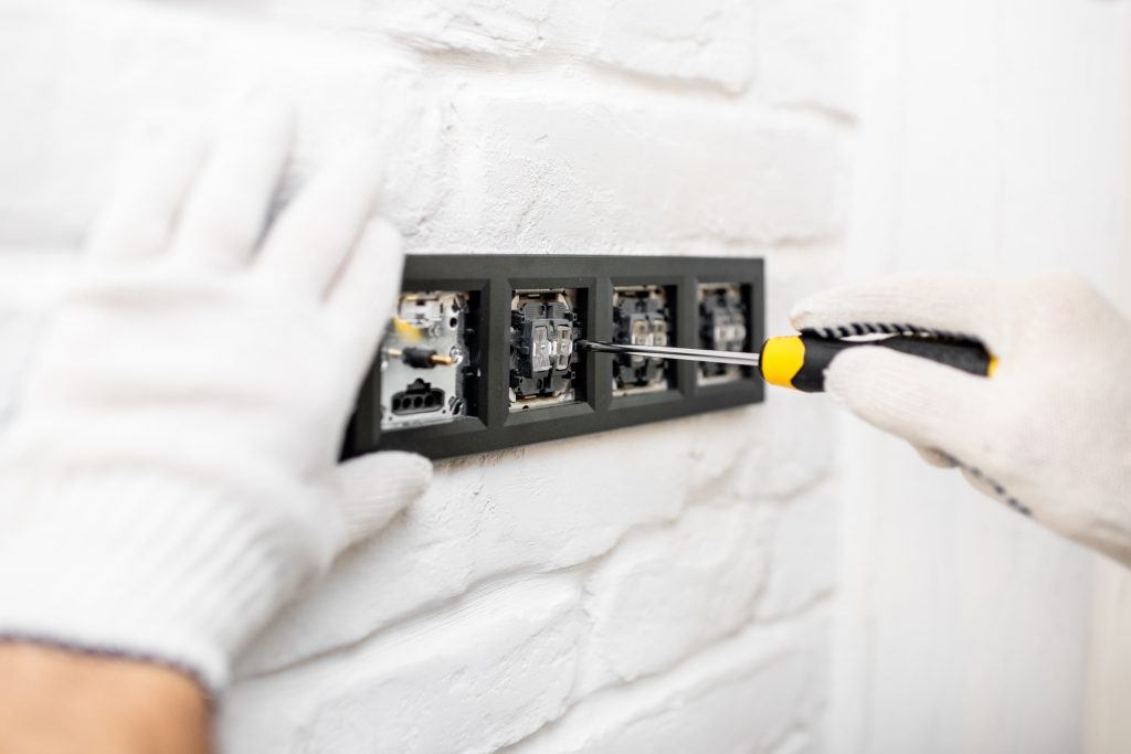 Moderne Elektroinstallationen von Elektrowerk Dollinger sorgen in Friedberg für Sicherheit Komfort Effizienz und zukunftssichere Technik in Haus und Gewerbe.